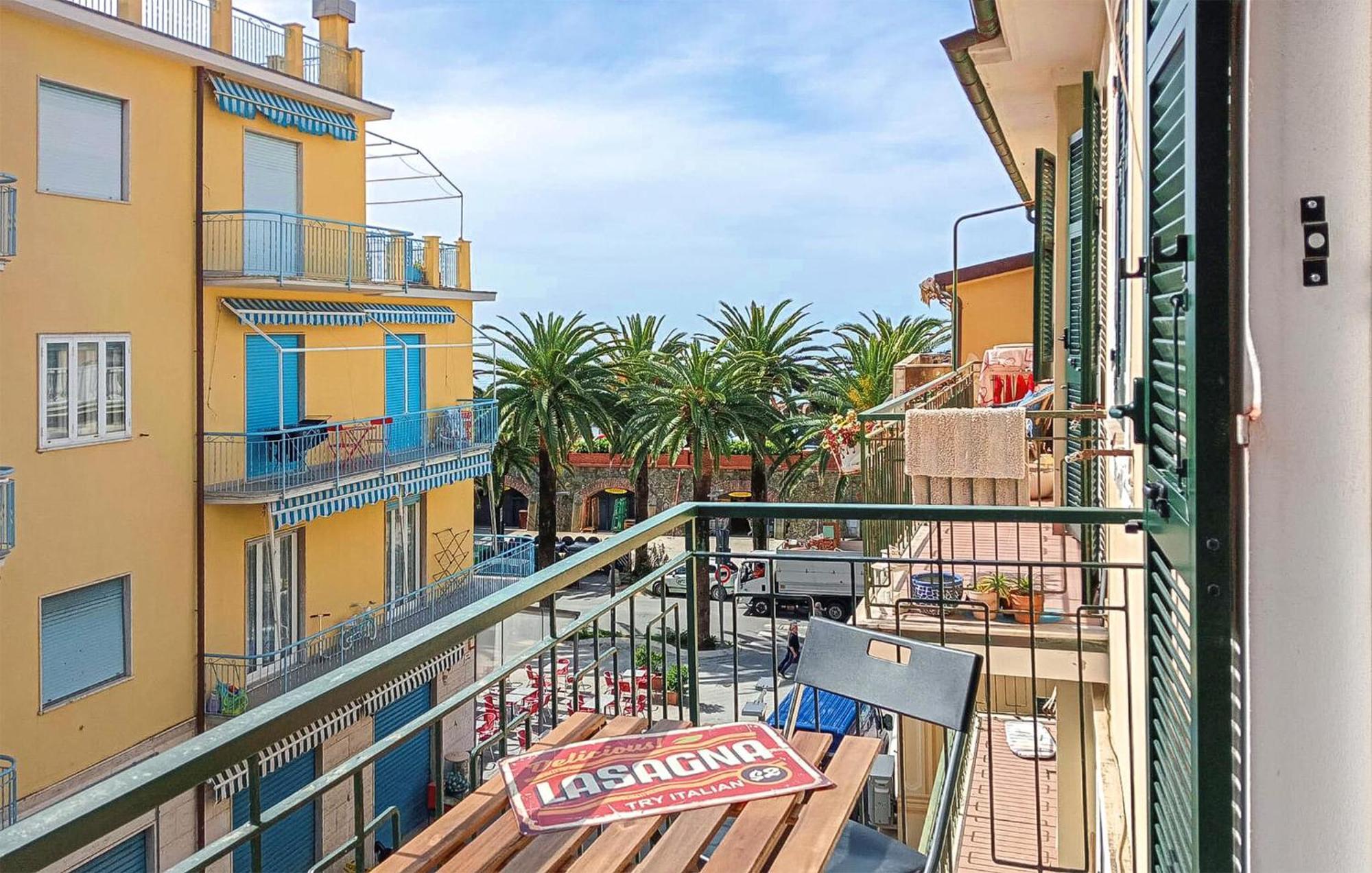Nice Apartment In Moneglia With Kitchen 外观 照片